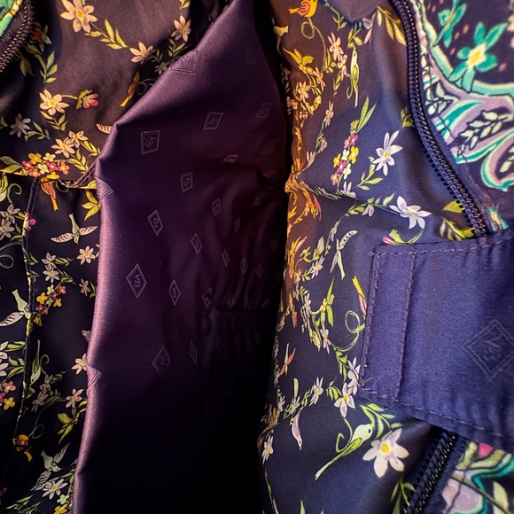 Vera Bradley Patterned shoulder Bag - Picture 4 of 9